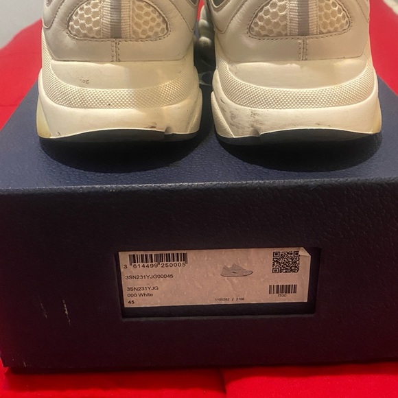 PREOWNED MEN DIOR SNEAKERS - Picture 4 of 11